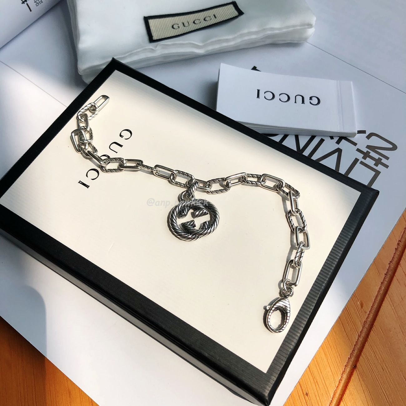 Gucci Silver Interlocking G Bracelet (5) - www.newkick.vip